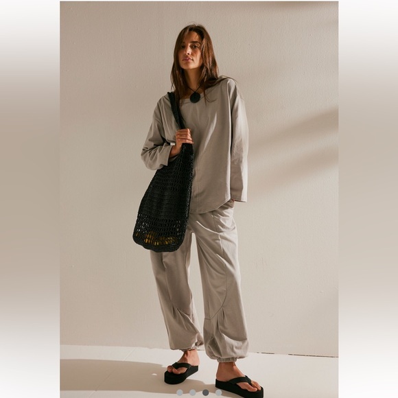 NWT Free People Co-ord set in Stone- size LARGE - Picture 3 of 6